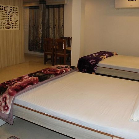 Simla Hotel Jaipur Bagian luar foto