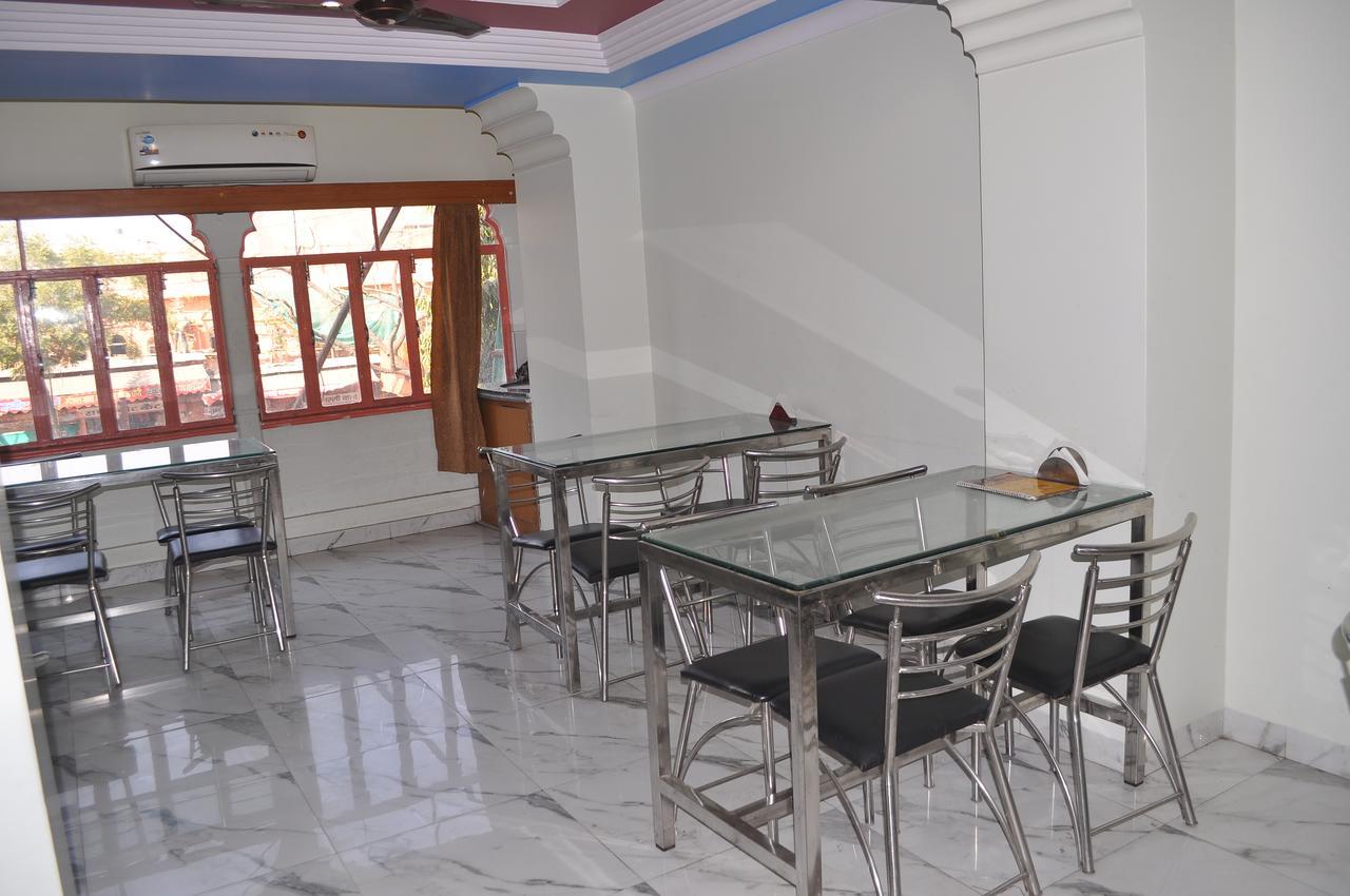 Simla Hotel Jaipur Bagian luar foto