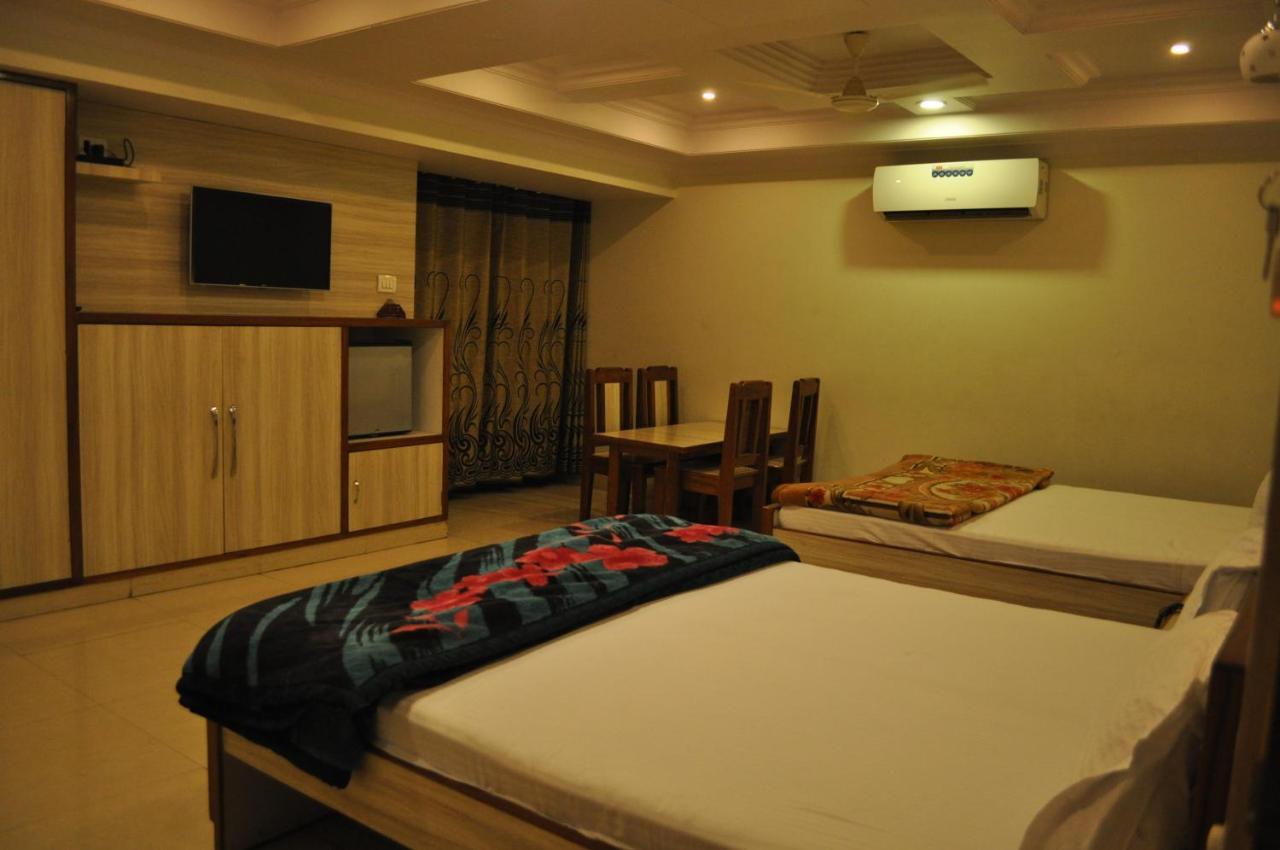 Simla Hotel Jaipur Bagian luar foto
